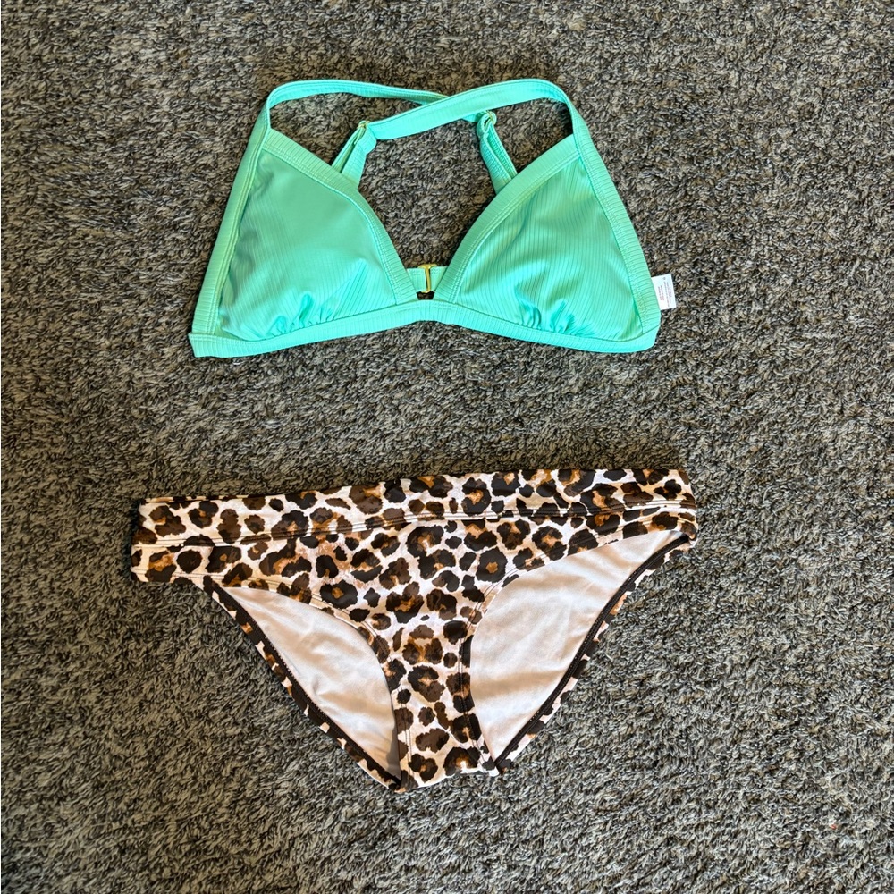 TARGET BIKINI